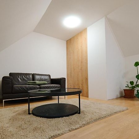 Kesta Apartman Martin Buitenkant foto